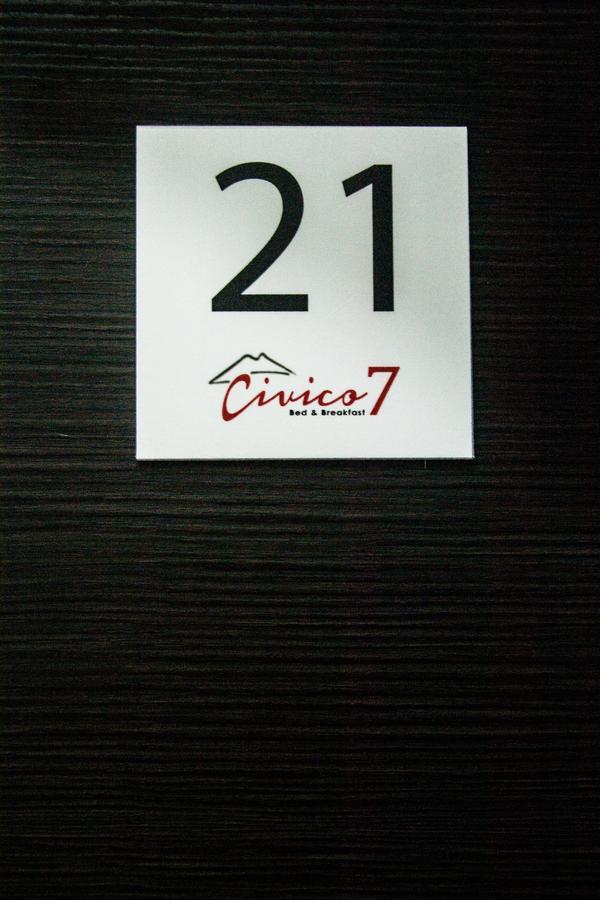 ナポリ Civico 7 Bed & Breakfast エクステリア 写真